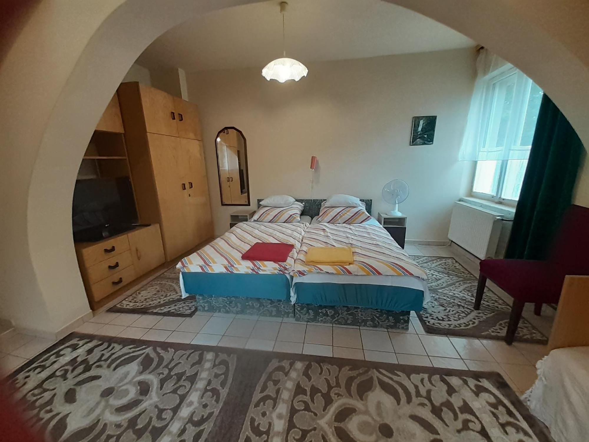 Prima Piheno Hotel Miskolc Luaran gambar