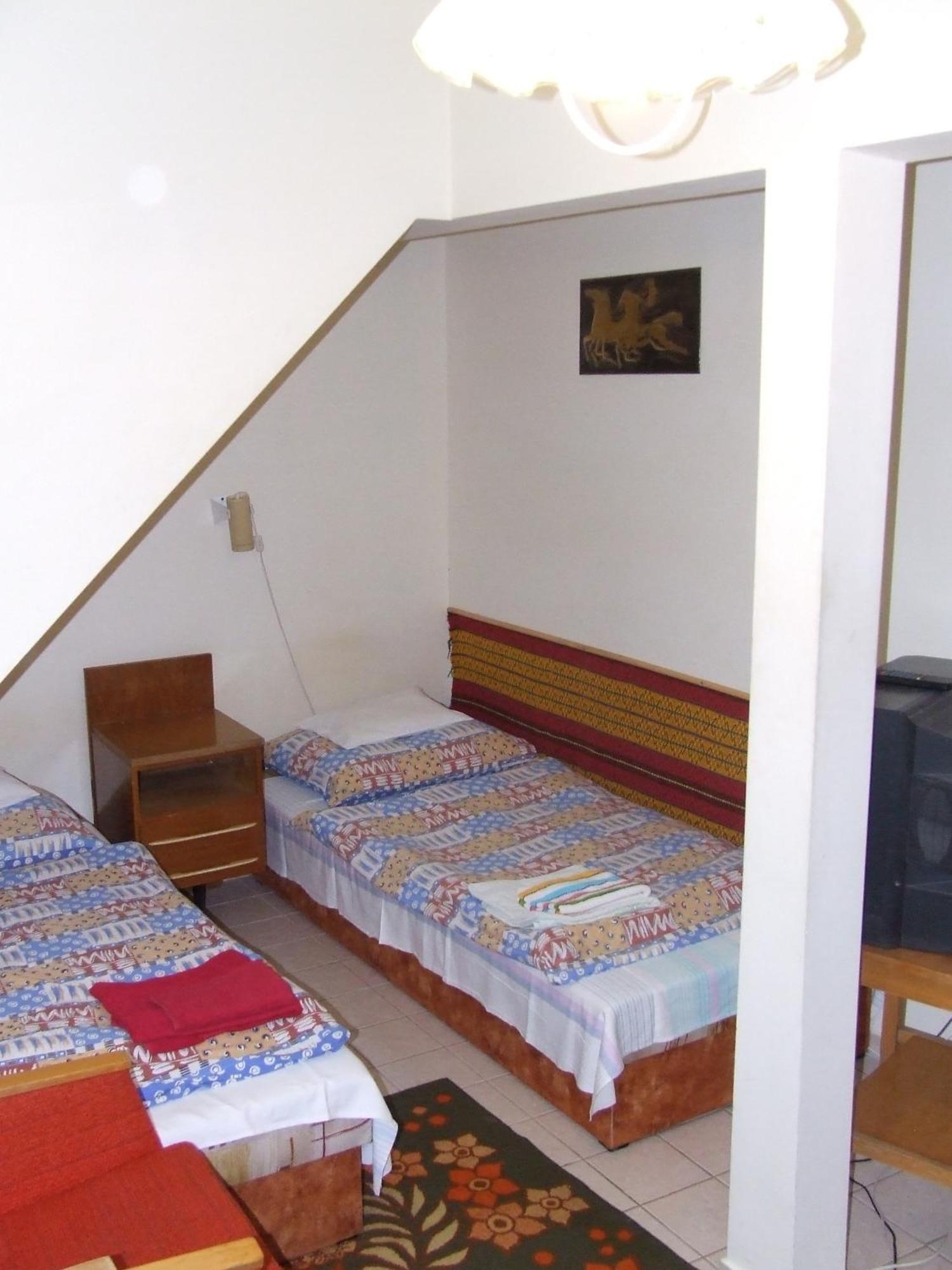 Prima Piheno Hotel Miskolc Luaran gambar